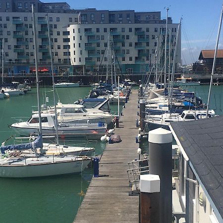 Brighton Marina Floating Home Exterior photo